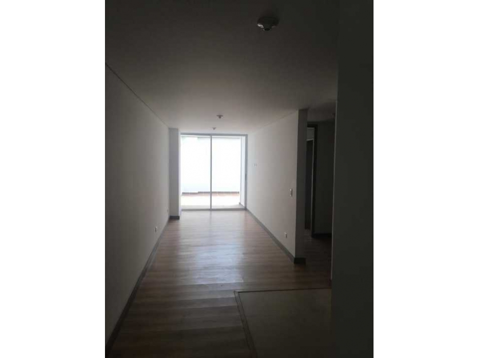 APARTAMENTO EN LA CEJA EXCELENTE UBICACION — foto 2