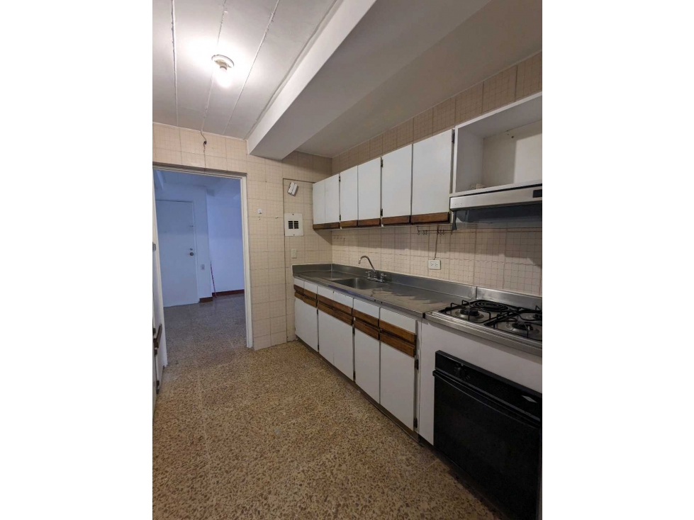 ARRIENDO SUPER AMPLIO POBLADO — foto 3