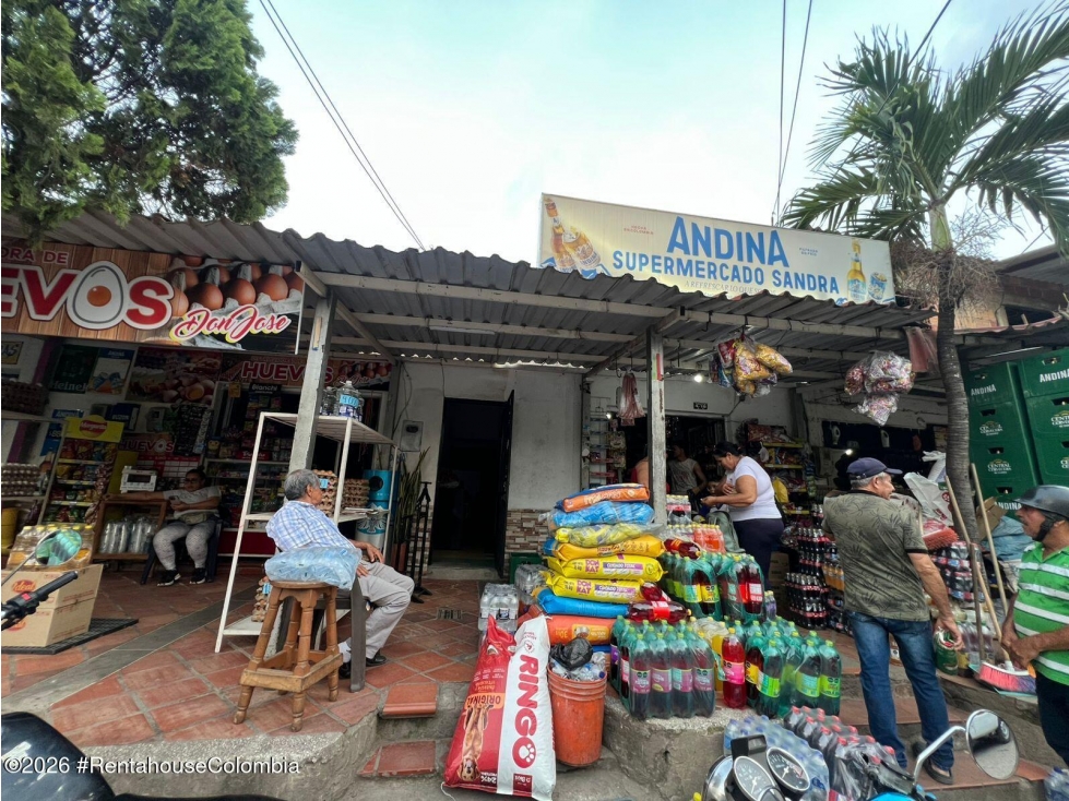 Local Comercial en Cucuta (Norte de Santander) RAH CO: 26-373 - 3