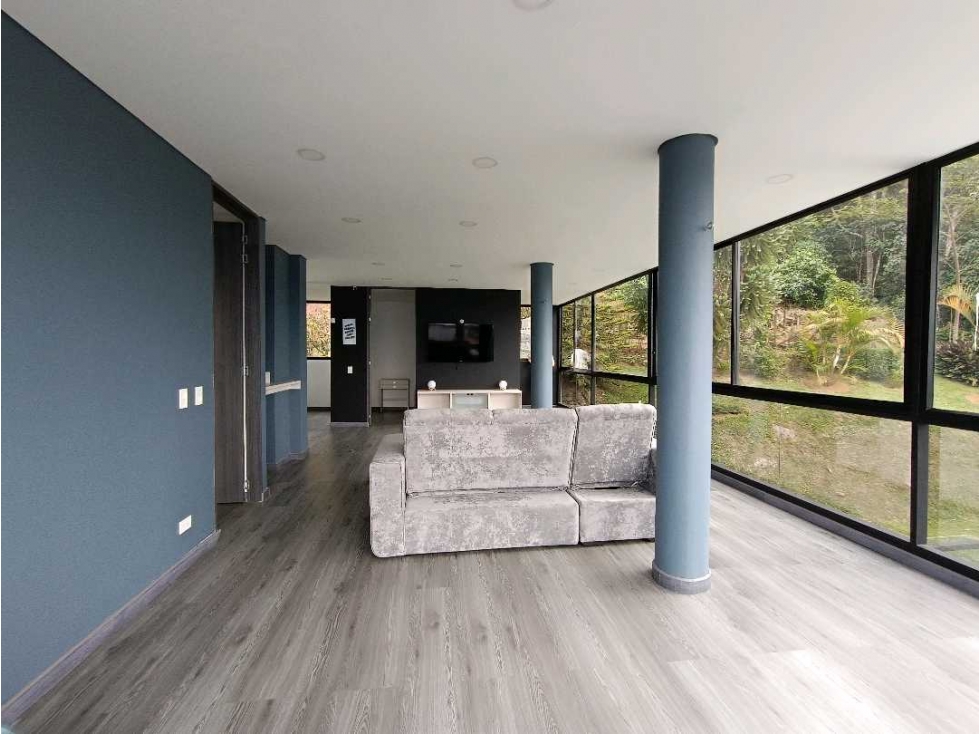 CASA EN LA TRV. DE LA MONTAÑA CON ESPECATCULAR VISTA — foto 3