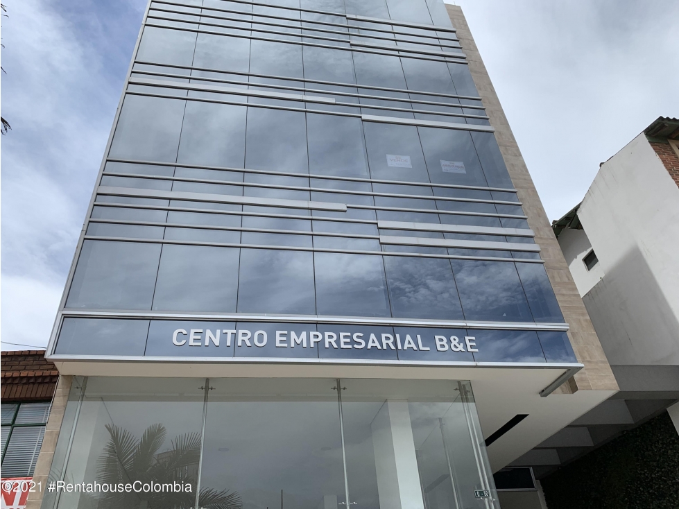 Local Comercial en Cajica (Cundinamarca) RAH CO: 26-457 - 4