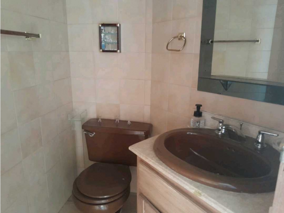 APARTAMENTO OARA REMODELAR EN LAURELES — foto 5