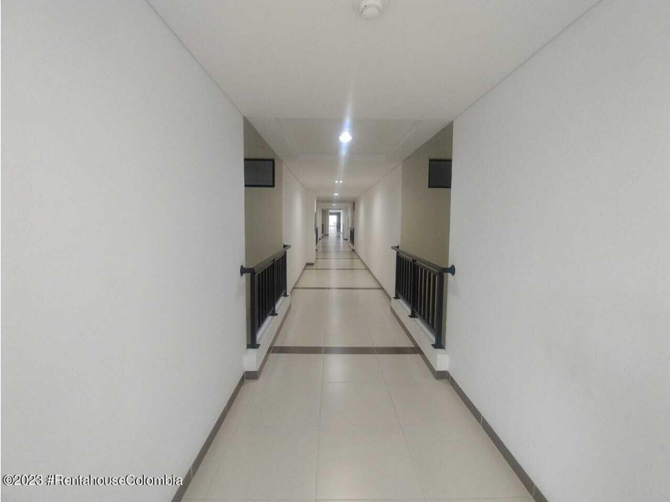 Apartamento en Sopo (Cundinamarca) RAH CO: 26-611 - 5
