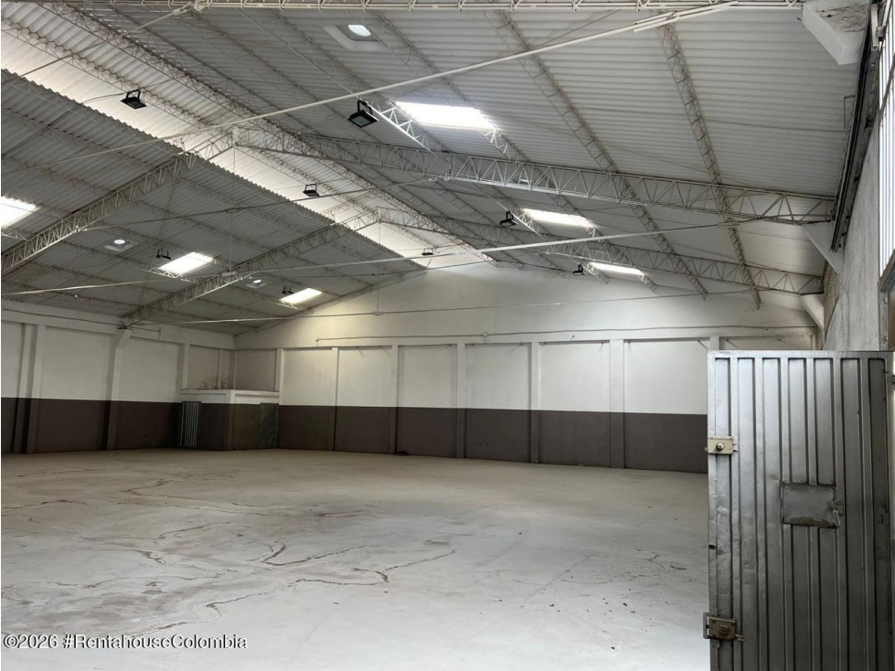Bodega en Cúcuta (Norte de Santander) RAH CO: 26-644 - 3