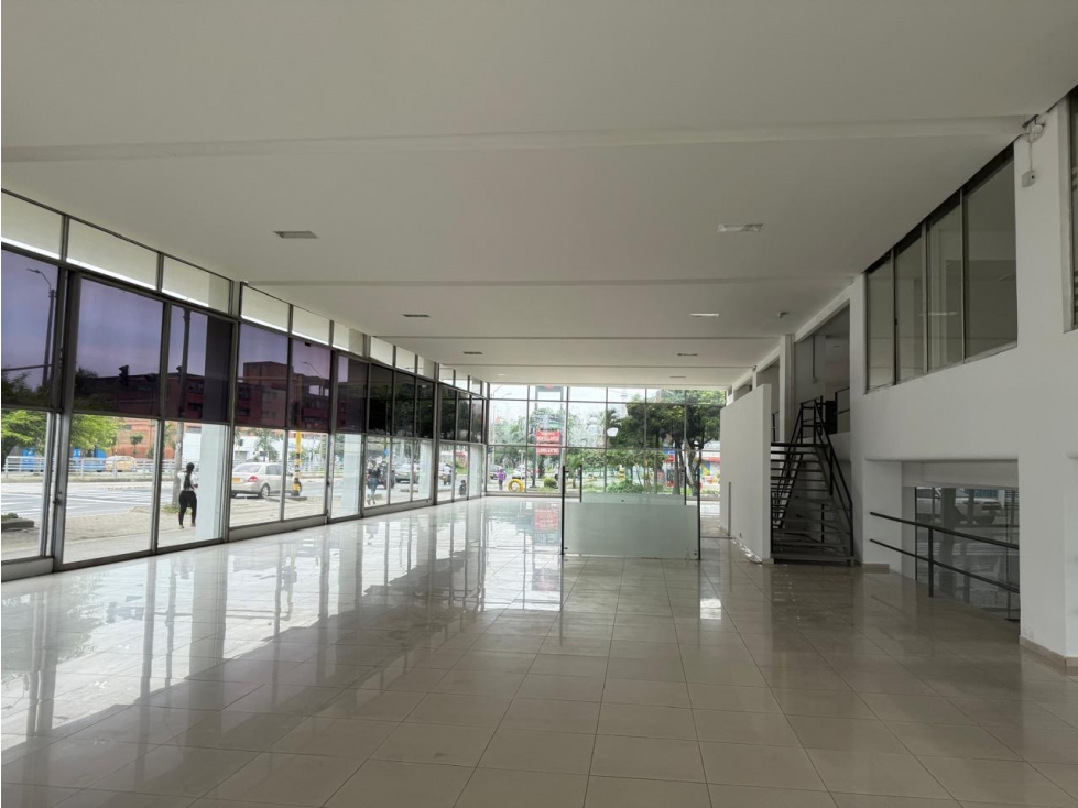 ALQUILER LOCAL COMERCIAL LAS DELICIAS, CALI.