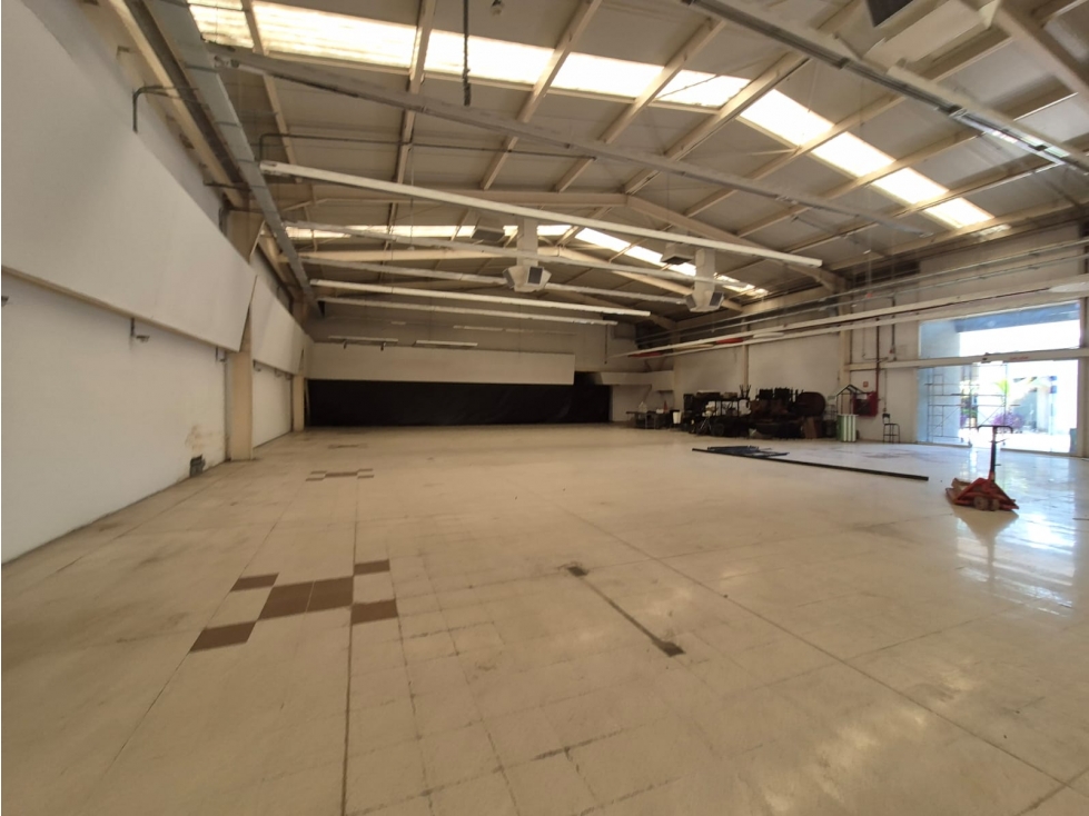 ALQUILER LOCAL COMERCIAL ARROYOHONDO, YUMBO. - 1