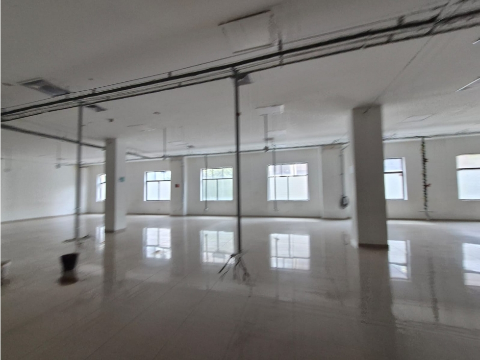 ALQUILER LOCAL CORPORATIVO NORMANDIA, CALI. — foto 4