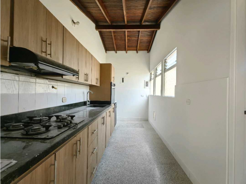 Apartamento con Vista Doble Orientación Cerca a Parques del Río — foto 5