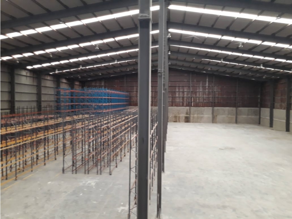 VENTA BODEGA INDUSTRIAL, EL TRIUNFO, BUENAVENTURA. - 3