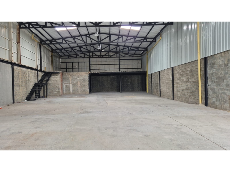 ALQUILER BODEGA INDUSTRIAL, ARROYOHONDO, YUMBO. — foto 2