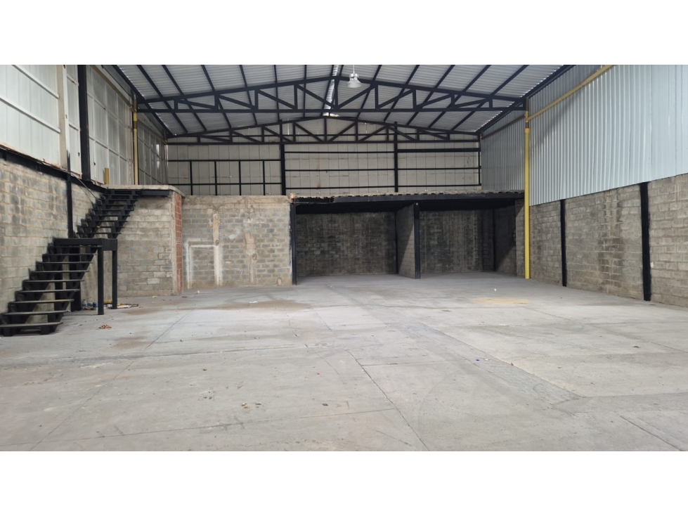 ALQUILER BODEGA INDUSTRIAL, ARROYOHONDO, YUMBO. — foto 4