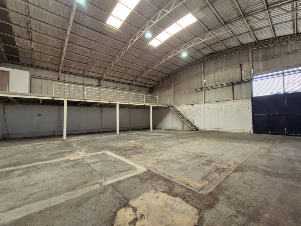 ALQUILER BODEGA INDUSTRIAL, ARROYOHONDO, YUMBO. — foto 2