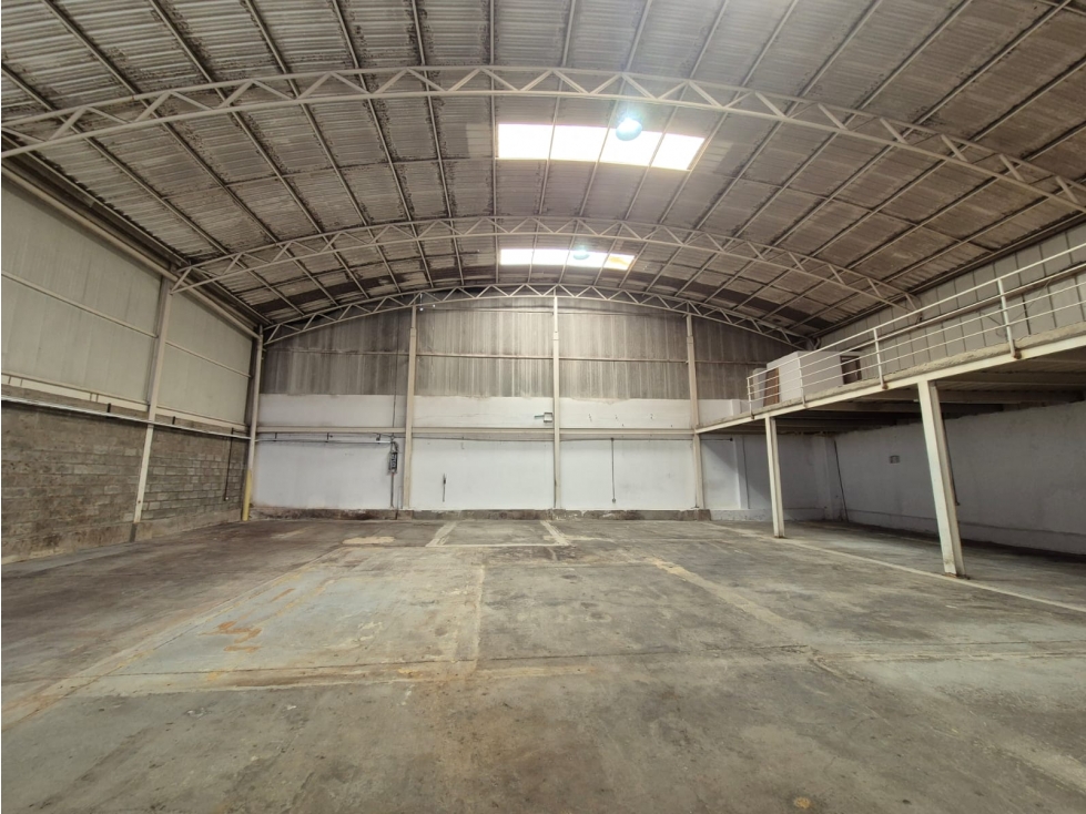 ALQUILER BODEGA INDUSTRIAL, ARROYOHONDO, YUMBO. — foto 4