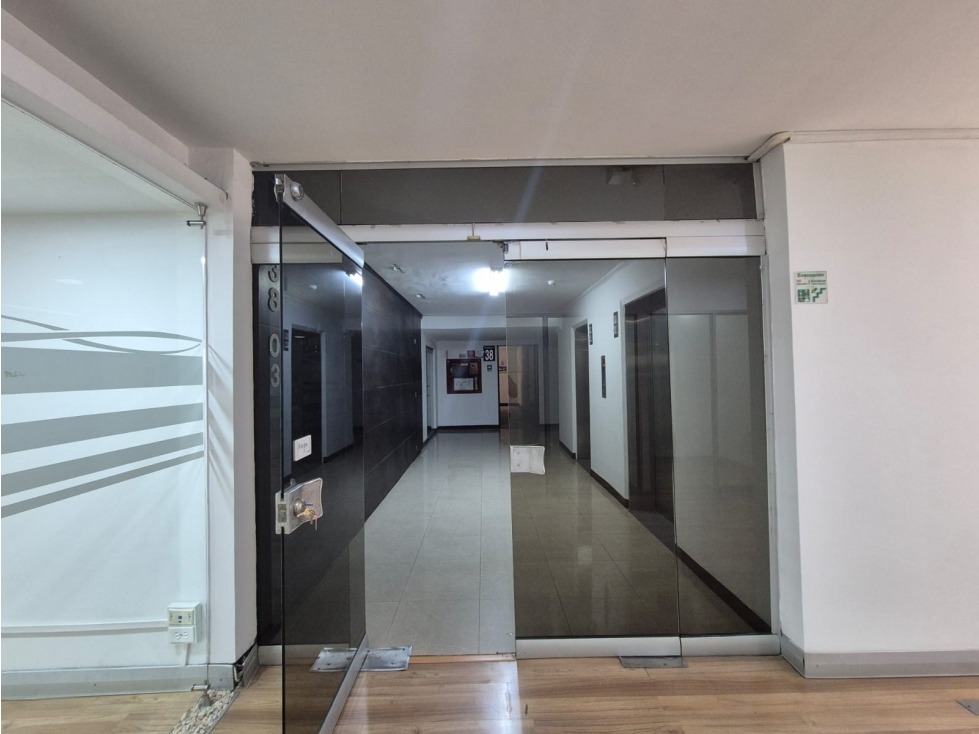ALQUILER OFICINA SAN VICENTE, CALI. — foto 2