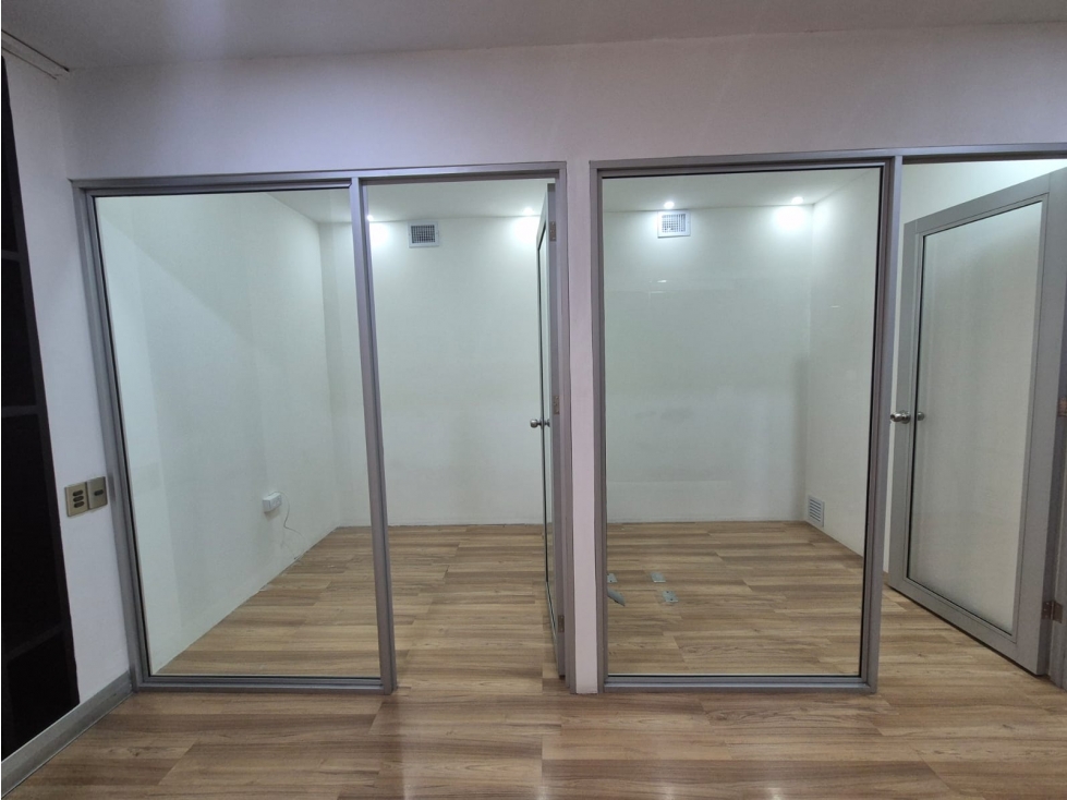 ALQUILER OFICINA SAN VICENTE, CALI. — foto 5