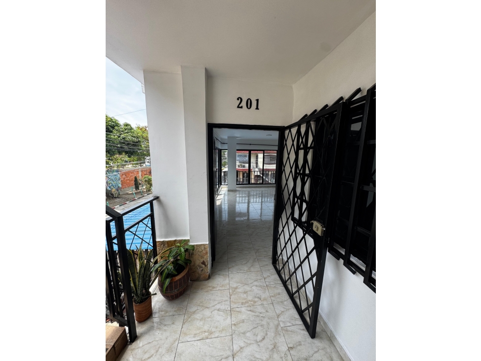 VENDO APTO 2 PISO P.H EN LA INDEPENDENCIA + PARQUEADERO(FG)W:10291024 — foto 4