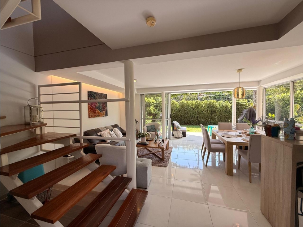 VENDO LINDA CASA EN ALFAGUARA JAMUNDI (A.R) CW:10256919