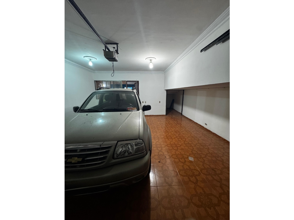 VENDO CASA UNIF. DE 5 NIV CIUDAD 2000 + PISCINA + JACUZZI(FG)10321592 — foto 4