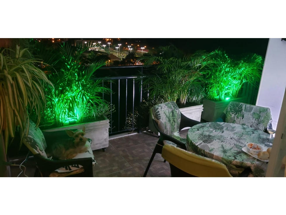 PENT HOUSE CHIPICHAPE NORTE DE CALI COLOMBIA 230 M2 APARTAMENTO