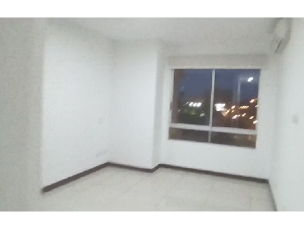 APARTAESTUDIO CALI NORTE CHIPICHAPE