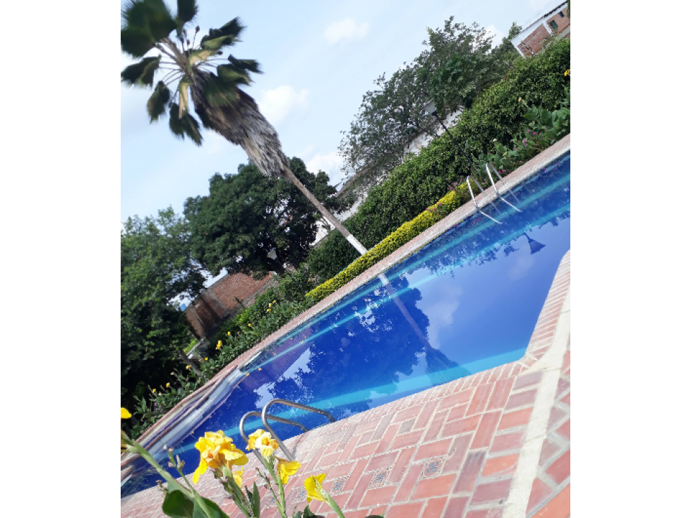 ROZO ALQUILER DE CASA DE 2 PISOS EN UNIDAD RESIDENCIAL