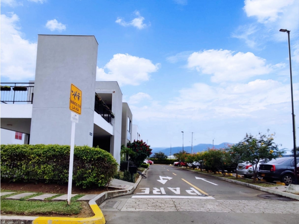 CIUDAD COUNTRY, $ 370 C J TUCÁN UN PARAÍSO EN SUS MANOS - 3