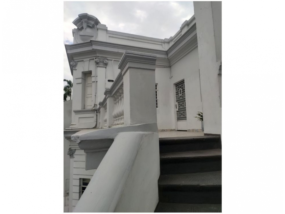 GRANADA COMERCIAL UNA CASA — foto 3