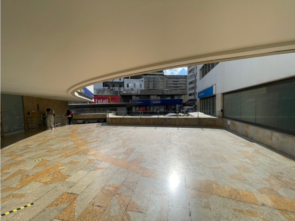 LOCAL EN EL CENTRO DE CALI DE LUJO Y EL MEJOR 200 M2. — foto 3