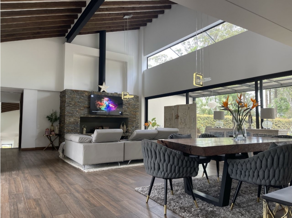CASA CAMPESTRE EN LLANOGRANDE, MILLA DE ORO, EN UNIDAD CERRADA — foto 3