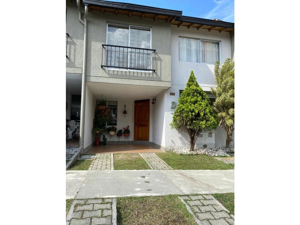 VENTA CASA EN ITAGUI, SURAMERICA. CASAS DE SAUSALITO