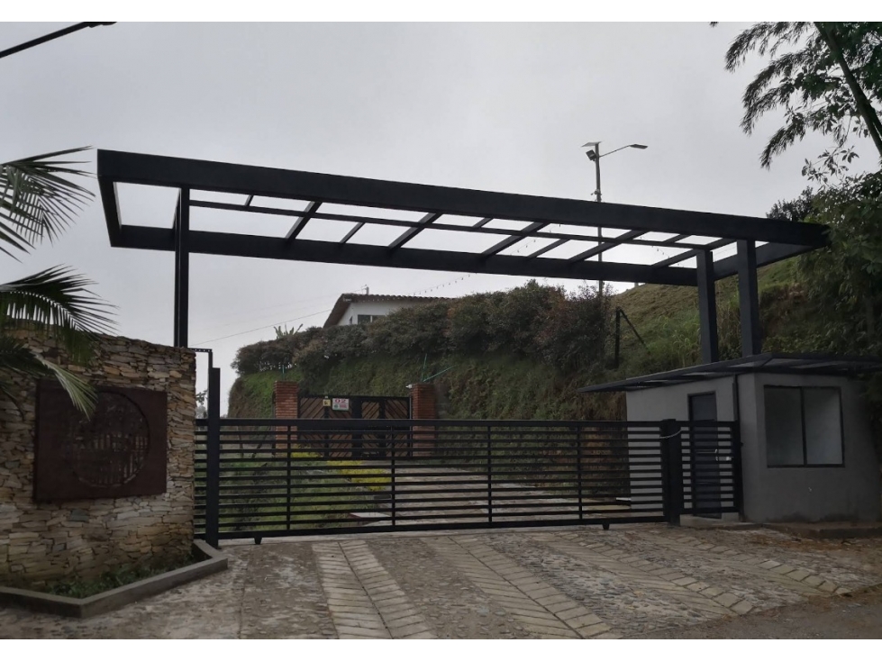 VENTA LOTE UD CERRADA MARINILLA, Vda CIMARRONAS