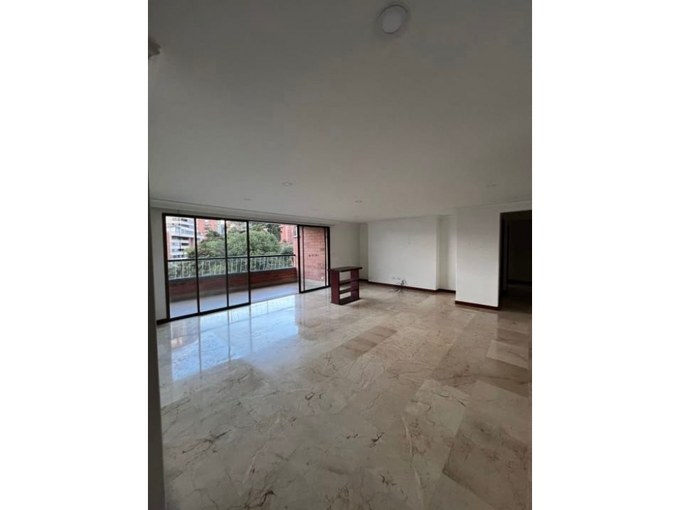 VENTA APARTAMENTO EL POBLADO, SECTOR LAS SANTAS, MEDELLÍN