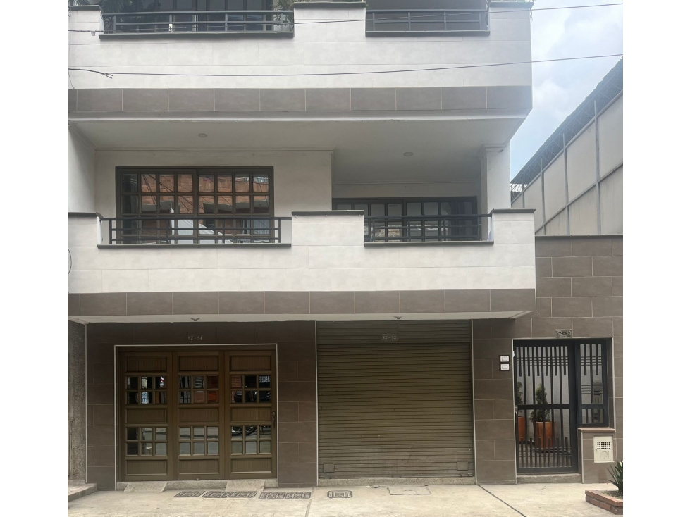 VENTA CASA PRIMER PISO EN ITAGUI, SANTA MARIA