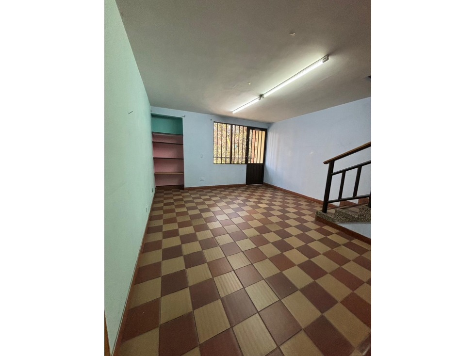 VENTA DE LOCAL EN EL ENVIGADO SECTOR BARRIO MESA