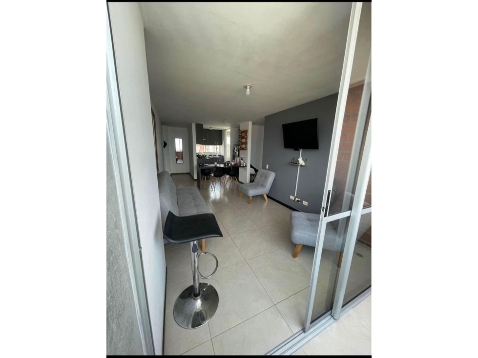 VENTA DE APARTAMENTO EN SABANETA, SECTOR LA HOLANDA — foto 2