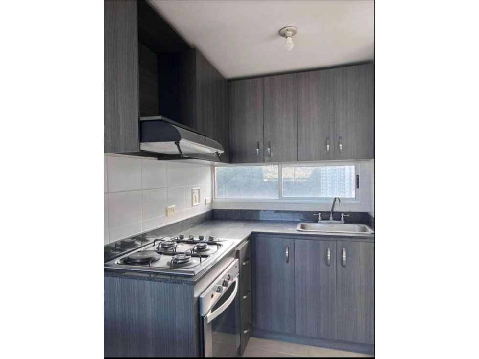 VENTA DE APARTAMENTO EN SABANETA, SECTOR LA HOLANDA — foto 3