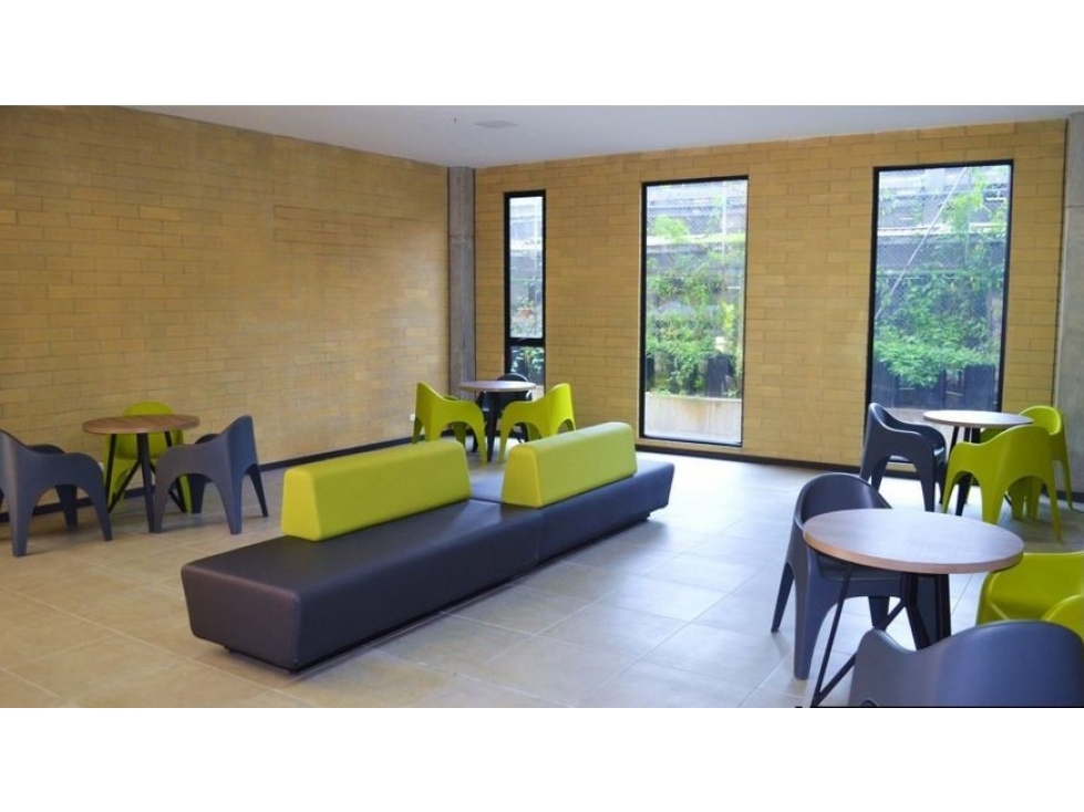 VENTA OFICINA EN GUAYABAL, MEDELLIN - 2