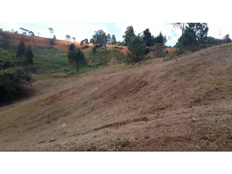 VENTA DE LOTE EN GUARNE, VEREDA PIEDRAS BLANCAS — foto 3
