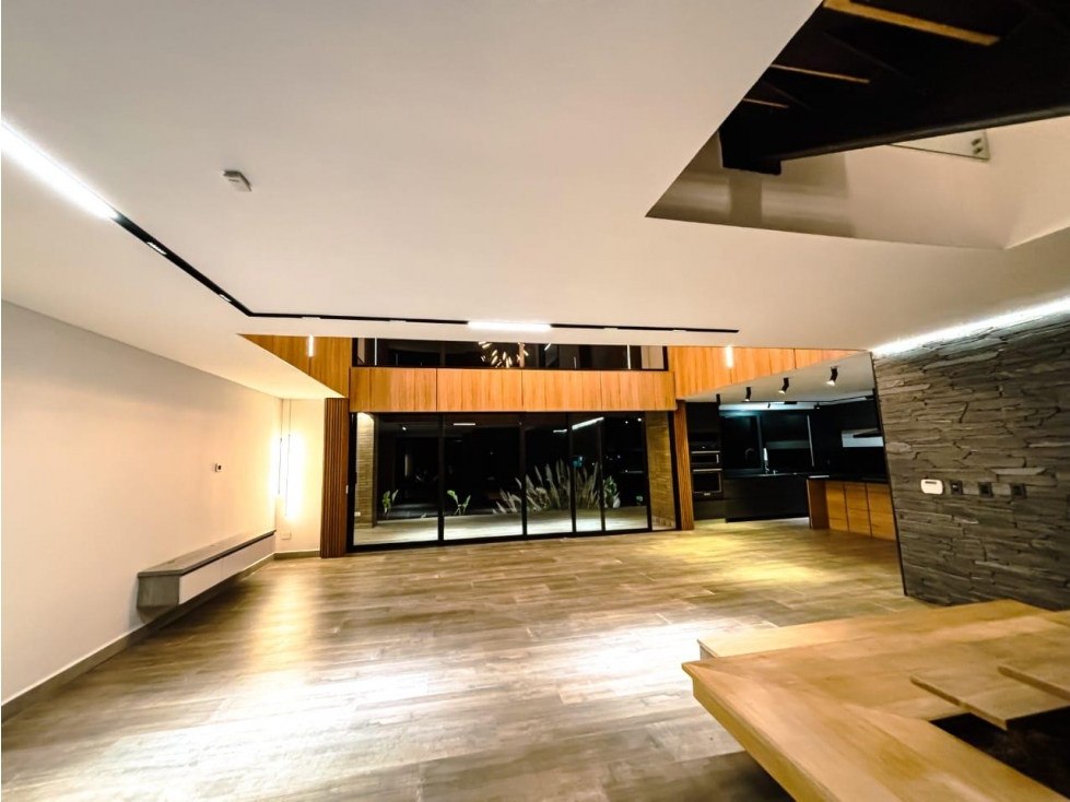 VENTA CASA CAMPESTRE EN ENVIGADO, EL ESCOBERO — foto 5
