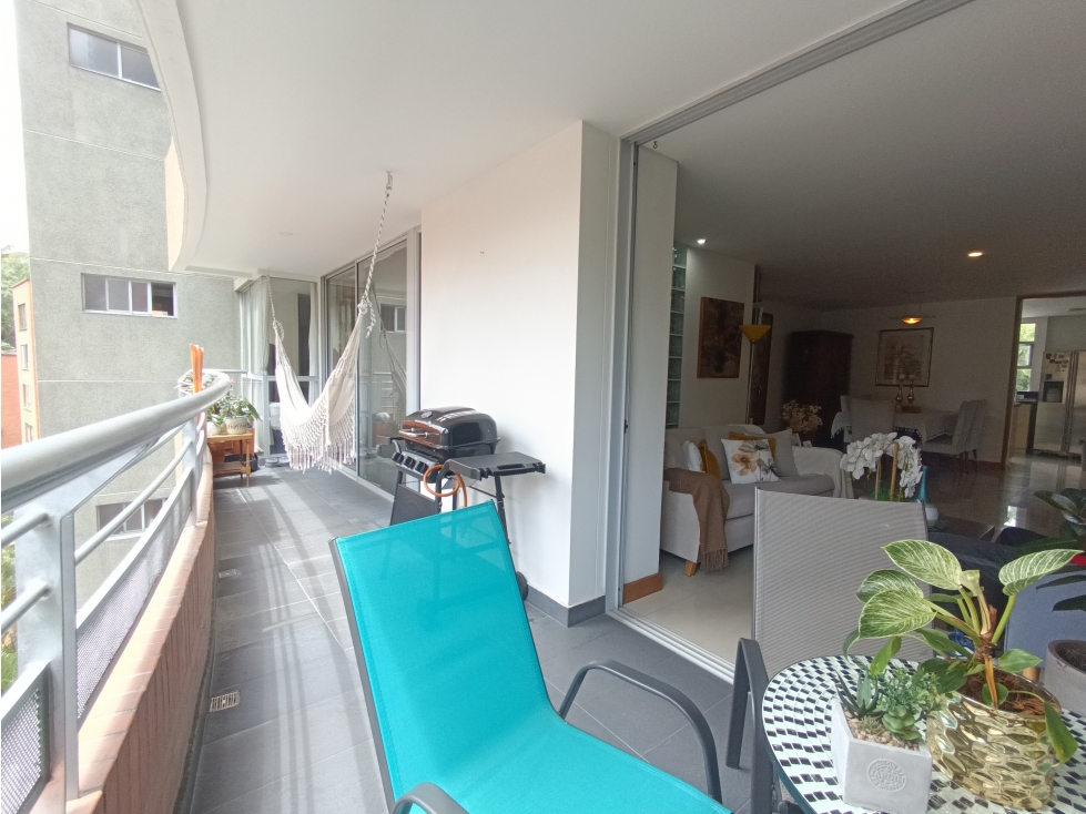VENTA APARTAMENTO EN LAURELES, MEDELLIN — foto 4