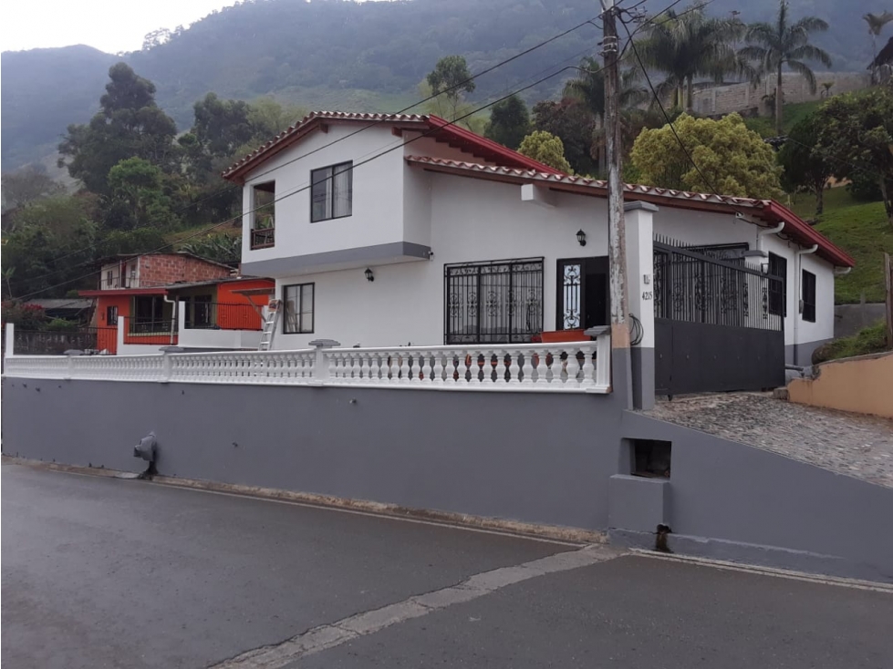 VENTA CASA CON LOTE EN FREDONIA ANTIOQUIA - 2