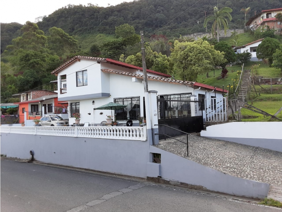 VENTA CASA CON LOTE EN FREDONIA ANTIOQUIA - 3