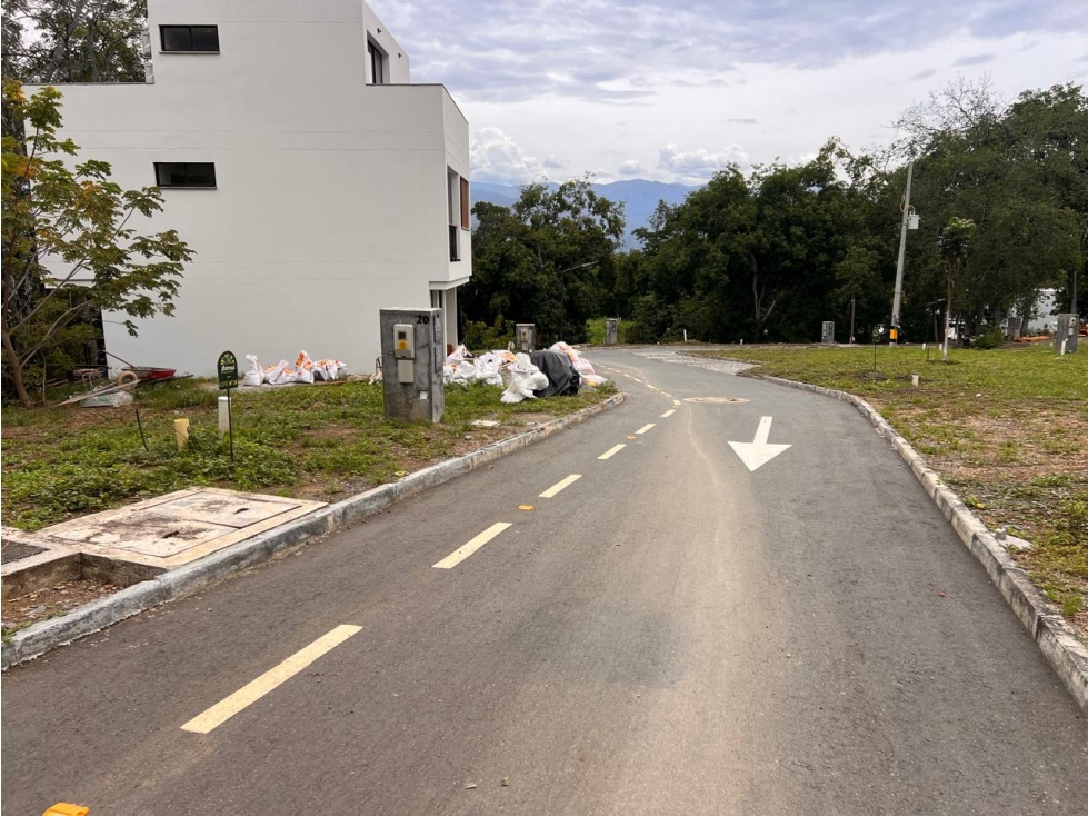 VENTA LOTE EN SOPETRAN, UNIDAD CERRADA - 5