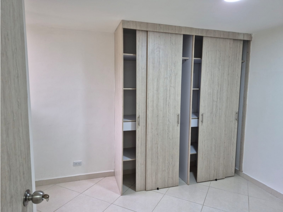 VENTA APARTAMENTO EN LA ESTRELLA, URBANIZACION FELICITY — foto 2
