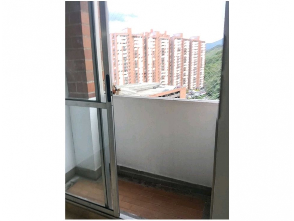 VENTA APARTAMENTO EN ITAGÜÍ, CIUDADELA DEL VALLE — foto 4