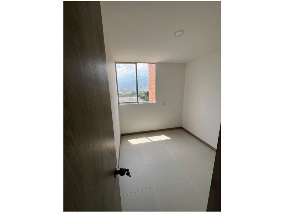 VENTA APARTAMENTO EN ITAGUI LA ESMERALDA, UNIDAD INDIGO — foto 5