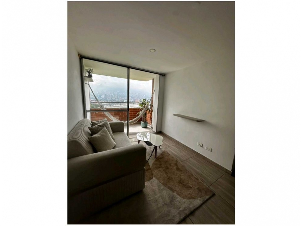 VENTA APARTAMENTO EN ITAGUI, URB RESERVAS DEL BOSQUE — foto 3