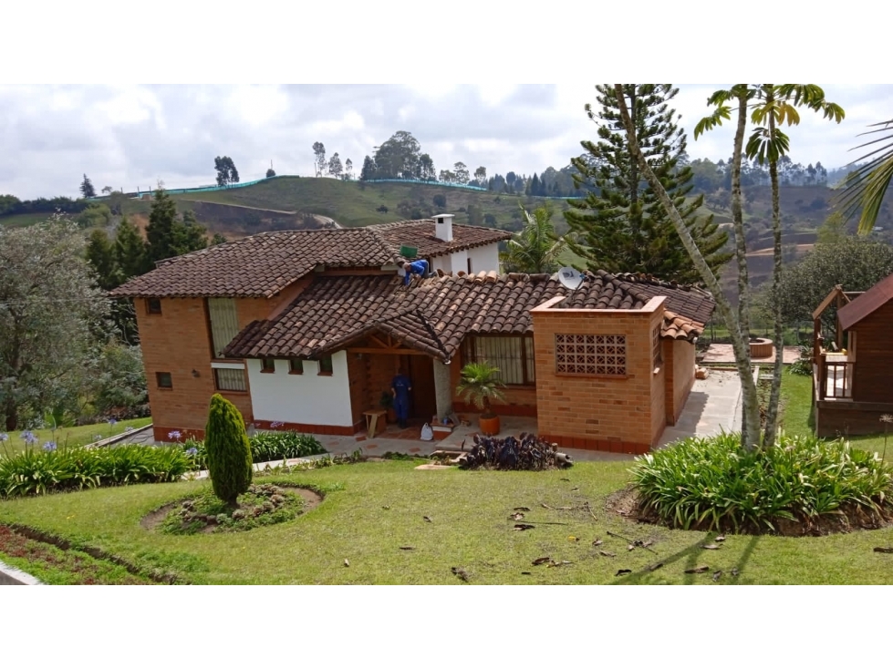 VENTA FINCA EN RIONEGRO, SECTOR EL CARMIN