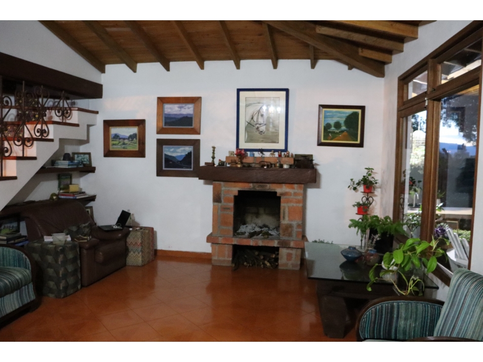 VENTA LOTE CON 3 CASAS EN LLANOGRANDE, RIONEGRO
