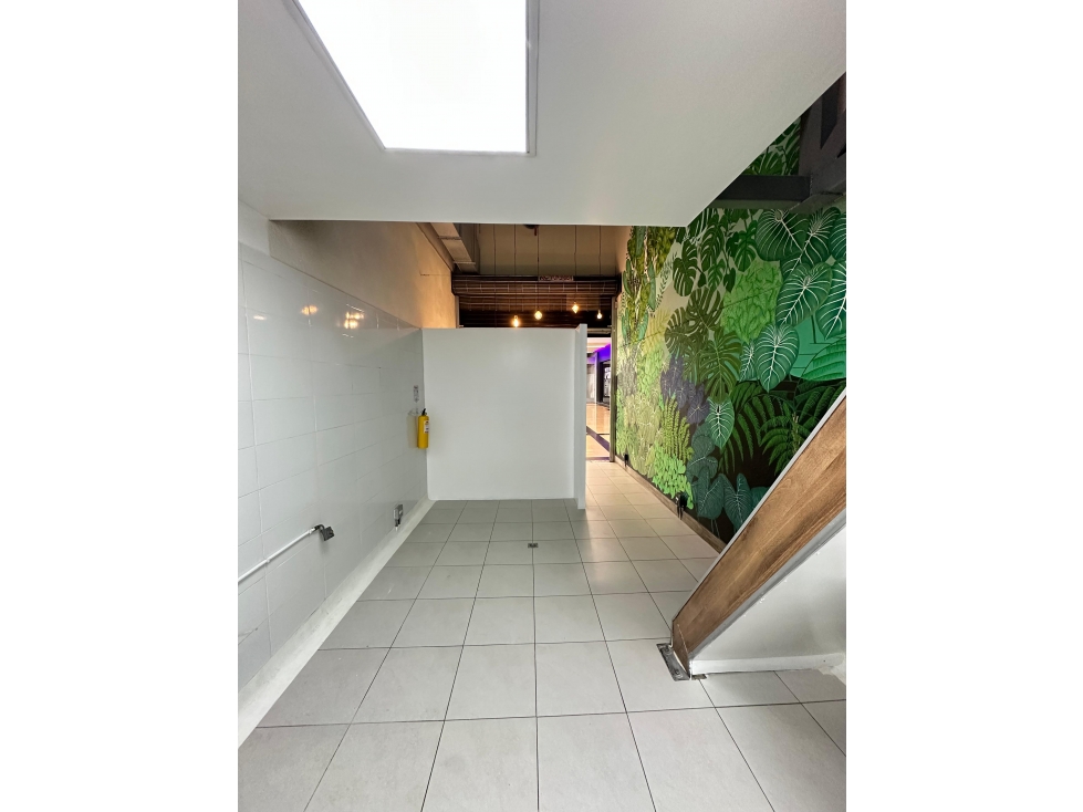 VENTA / ARRIENDO LOCAL DE COMIDAS EN CITY PLAZA